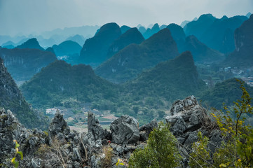 中国的动漫为什么发展缓慢？