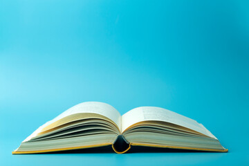 中国的动漫为什么发展缓慢？