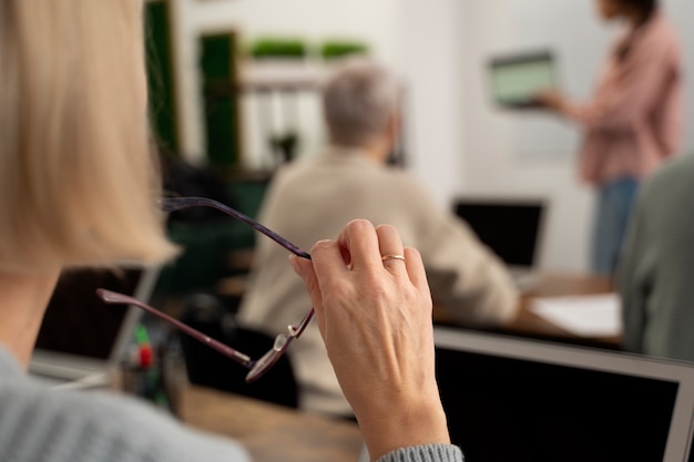 中国的动漫为什么发展缓慢？